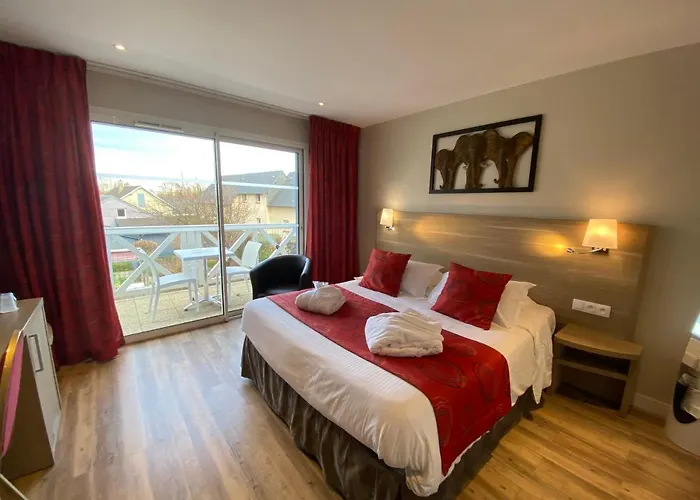 Contact Hotel - Hotel Les Bleuets & Spa